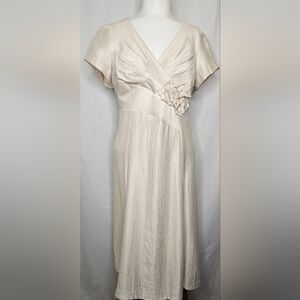 Robbie Bee Signature Cream Formal or Coctail Dress with Floral Details Size10
